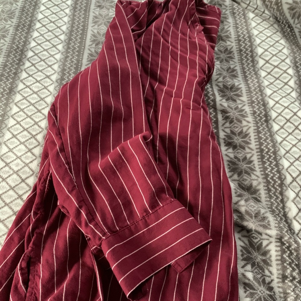 Vertical striped Old Navy Blouse